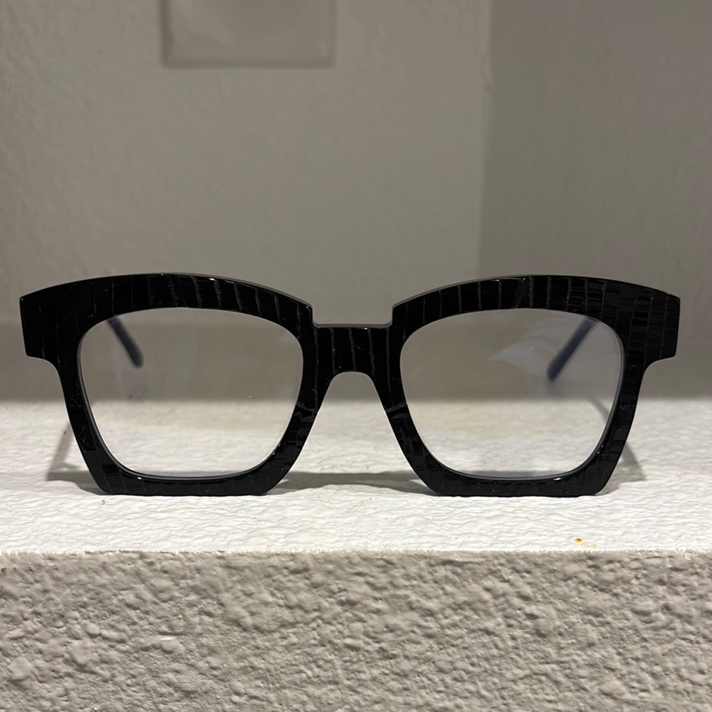 Kuboraum Black Square Frame Glasses
